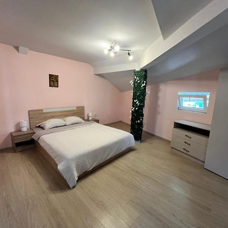 Apartment Happy holiday Lazur Burgas City Exterior foto