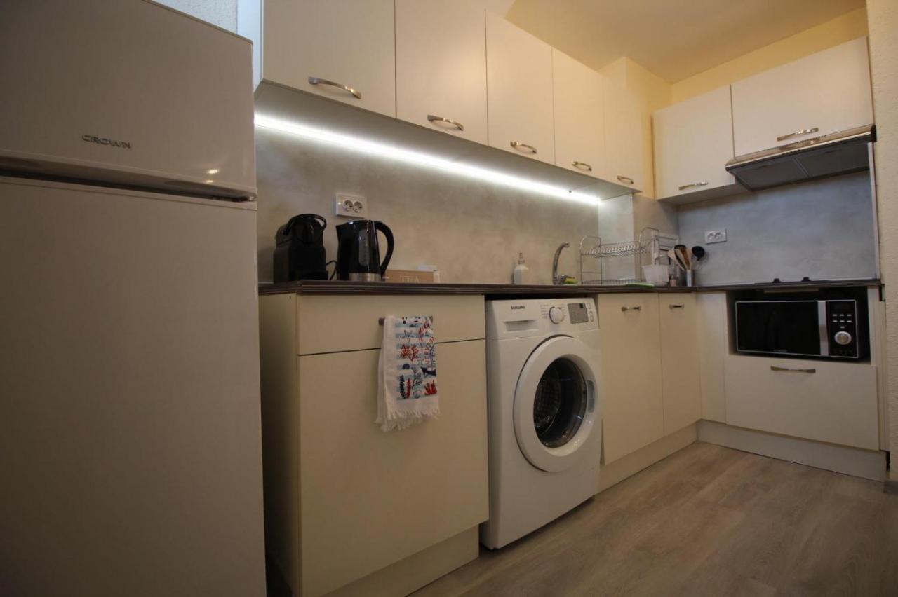 Apartment Happy holiday Lazur Burgas City Exterior foto