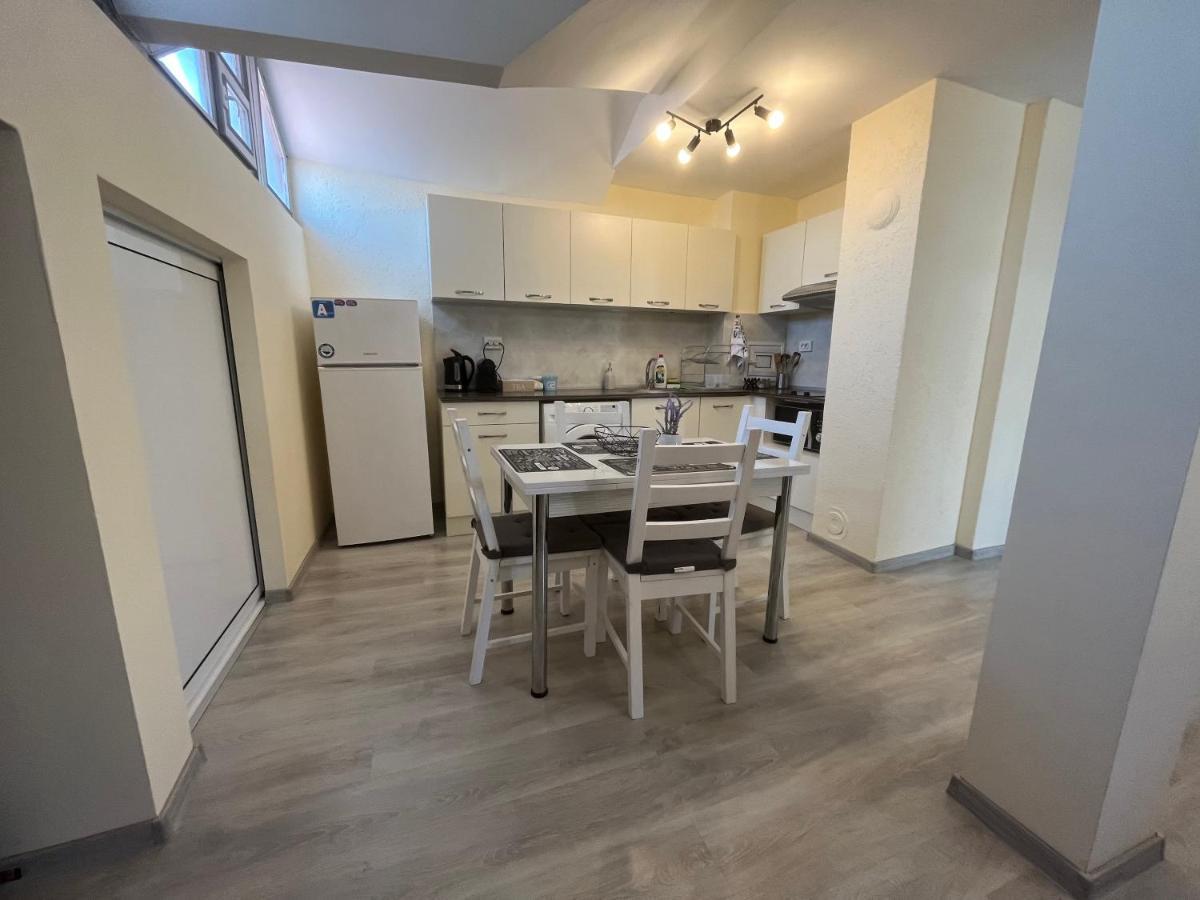 Apartment Happy holiday Lazur Burgas City Exterior foto